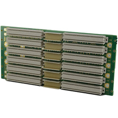 6 HE VME64x 6 Slots mit P0, mit M3/M4 power bolts