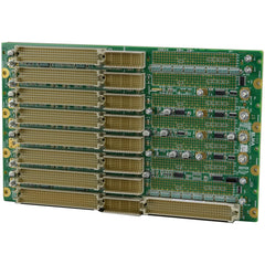 6 HE VME64x 8 Slots mit P0, mit M3/M4 power bolts